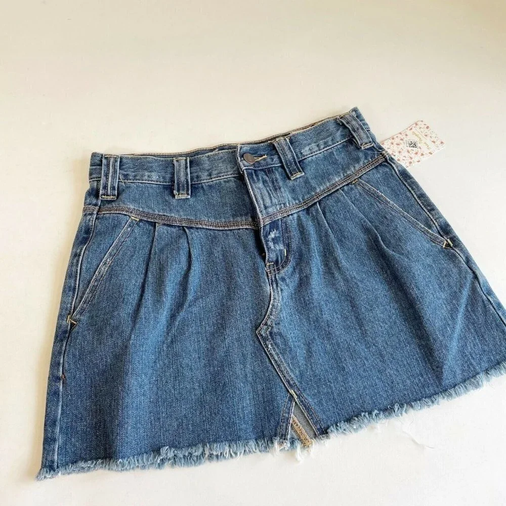 Free People Womens Side Car Denim Mini‎ Skirt Size 26 Blue Raw Hem Dark Wash New